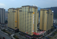 东城首座